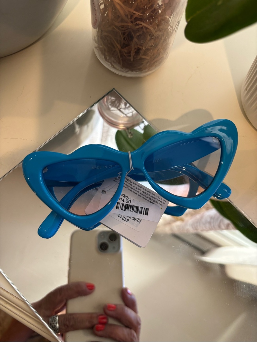 Blue Heart-Shaped Sunglasses - Fashionable UV Play Shades